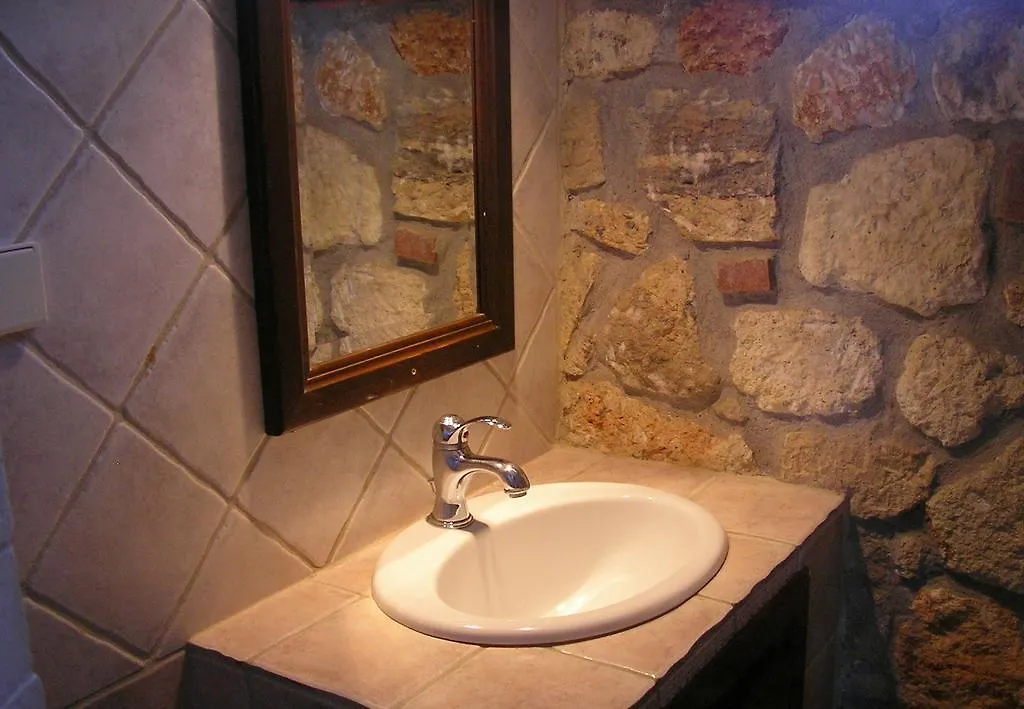 הוילה Ormília Top Stone House Sokrates 0*,  יוון